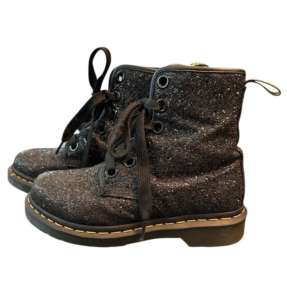 Dr. Martens Womens 1460 Farrah Black Chunky Glitter Lace-up Combat Boots
Size 6 - Picture 7 of 14